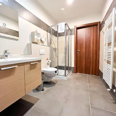 Azzurra Vista Holiday home Argegno